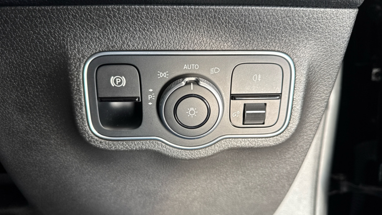 Mercedes-Benz GLB 200 AMG Line 5dr 7G-Tronic Petrol Estate